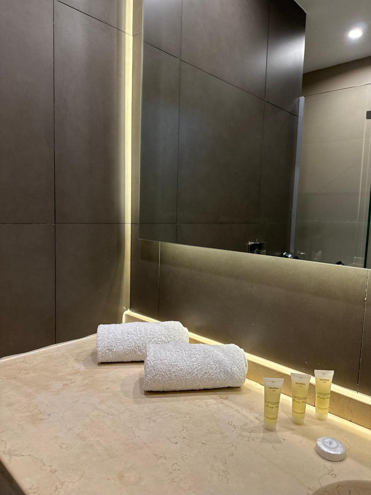 Taj Hotel Aqaba Eksteriør billede